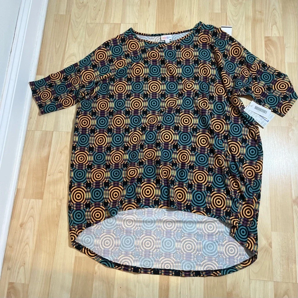 LULAROE Womens Short Sleeve Irma Large Shirt Top New With Tags